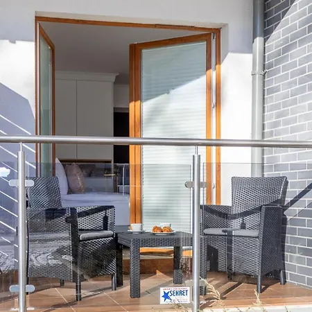 Apartamento Ambria Debina