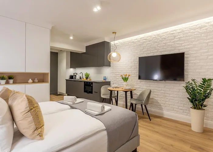 Ambria Debina Apartment *